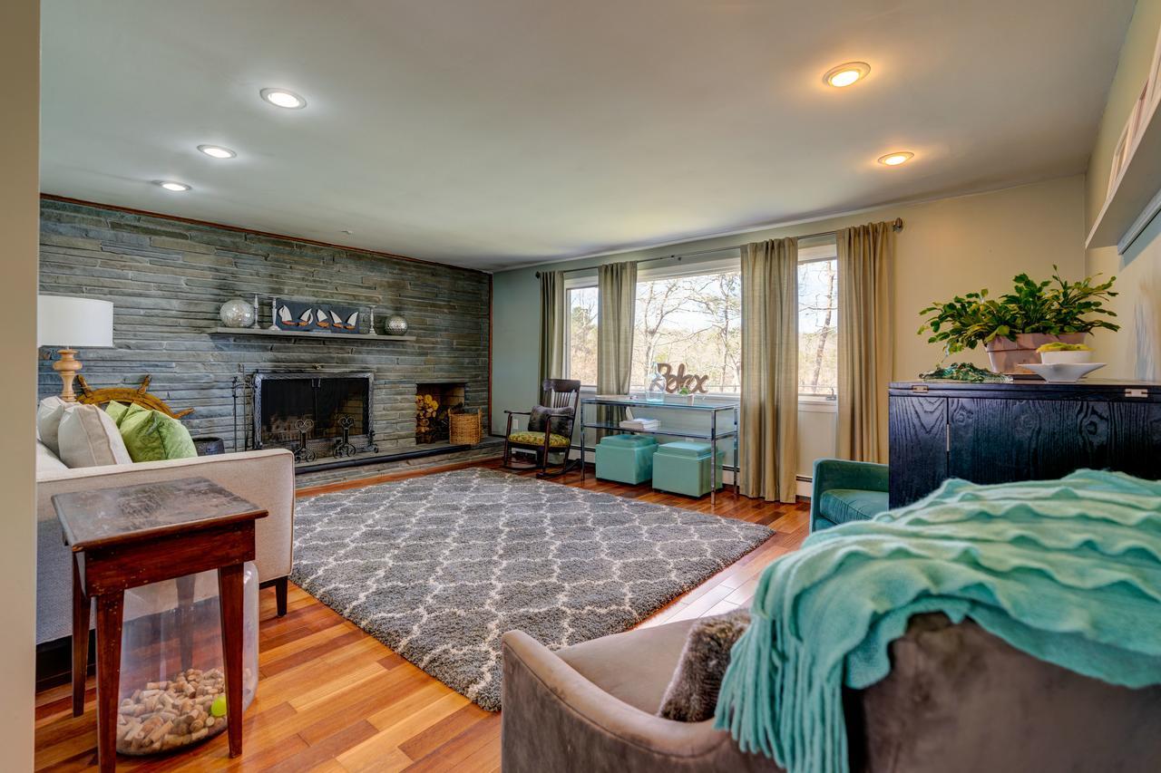 Weeks Pond Charmer Forestdale Exterior foto